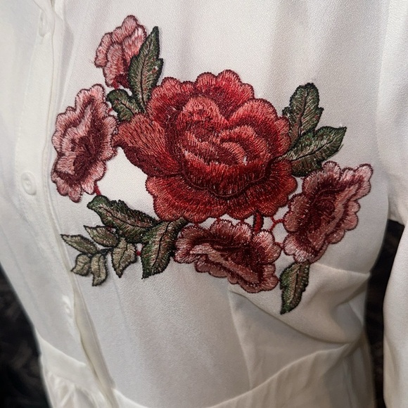 White Boohoo Button Down Dress with Floral Design- Size 10 - Picture 4 of 12